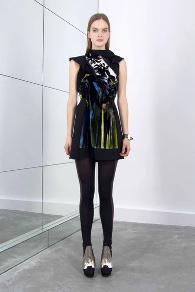 Look 19